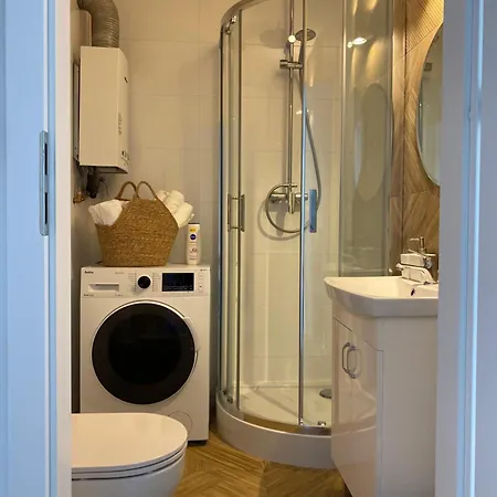 Przy Ogrodzie Botanicznym - Niemcewicza *