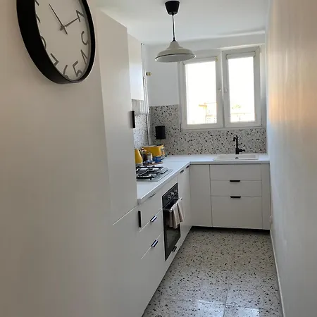 Przy Ogrodzie Botanicznym - Niemcewicza *