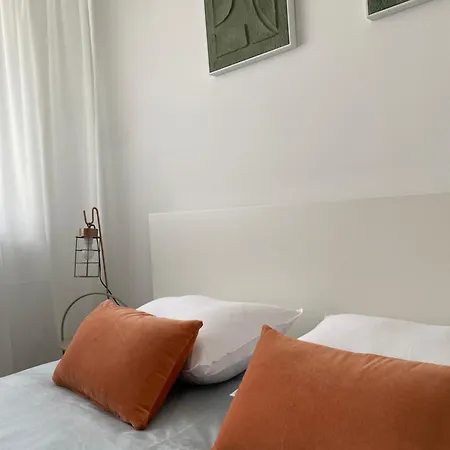 Przy Ogrodzie Botanicznym - Niemcewicza